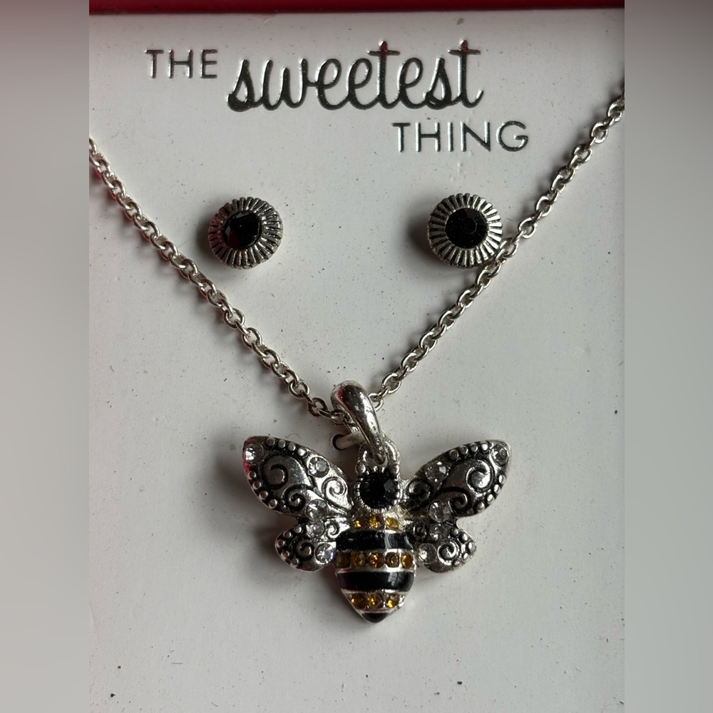 necklace and earring set , Bee, new, women’s jewelry